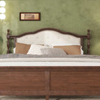 Letto Queen in pino con testiera imbottita e pediera a pannello, contenitore a scomparsa, Noce