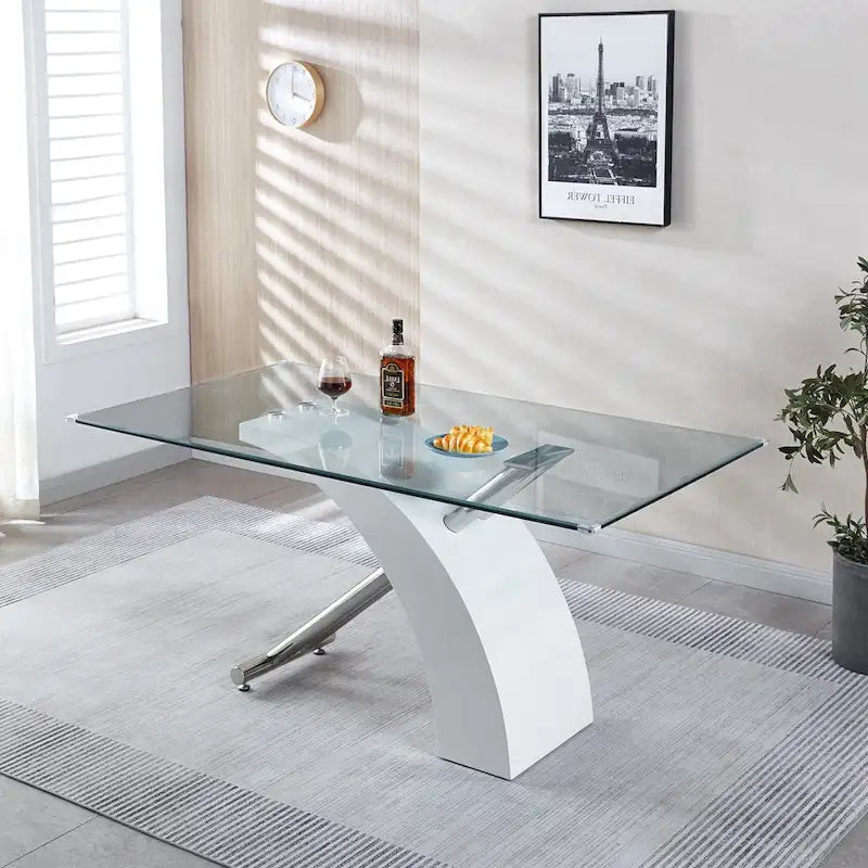 Tavolo da pranzo rettangolare con piano in vetro