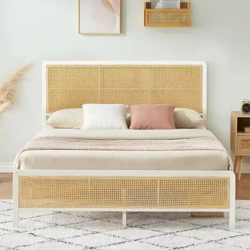 Letto a piattaforma moderno in rattan con testiera e luce a LED