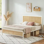 Letto a piattaforma moderno in rattan con testiera e luce a LED