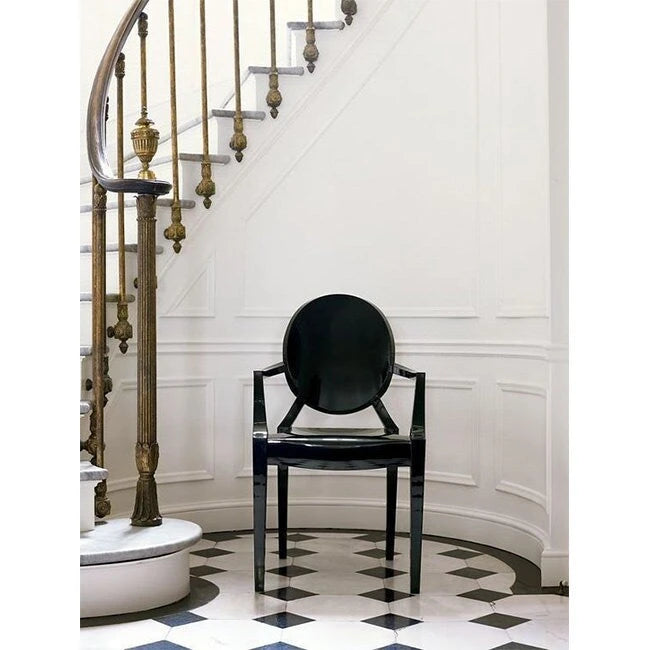 Sedia in acrilico trasparente dal design moderno con braccioli, per interni ed esterni, da pranzo o cucina