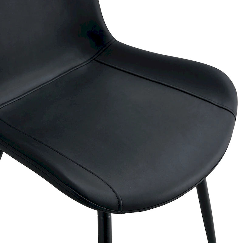 Sedia da pranzo con schienale imbottito in ecopelle, gambe in metallo nero, seduta curva allargata per un maggiore comfort (6 sedie)