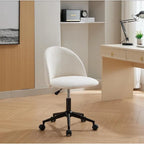 Sedia da ufficio Boucle, Sedia da scrivania con schienale medio regolabile, girevole, con gambe nere, Sedia da scrivania imbottita con ruote